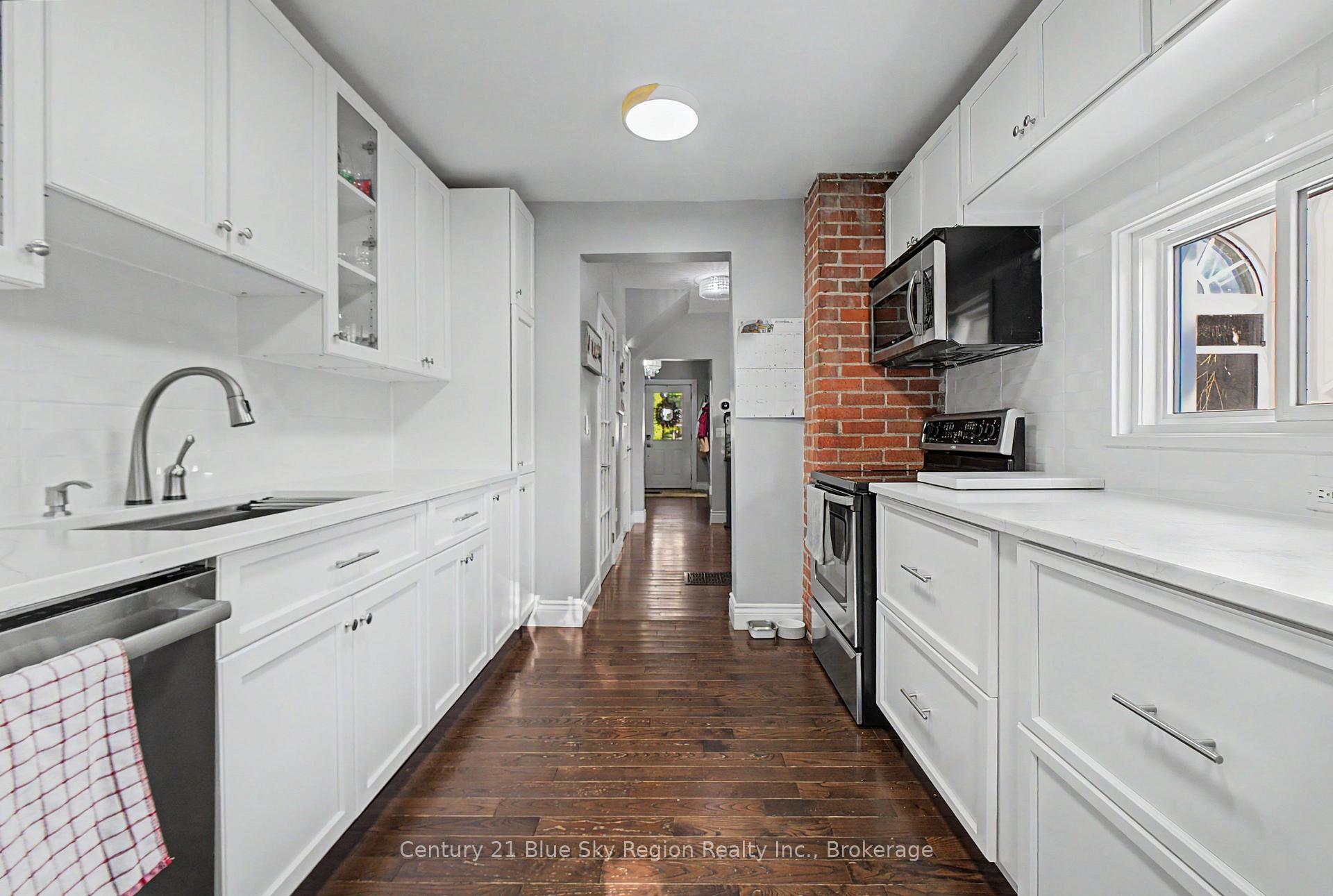 Photo 14 of 633 Bell Street, North Bay, West End — HOMEH
