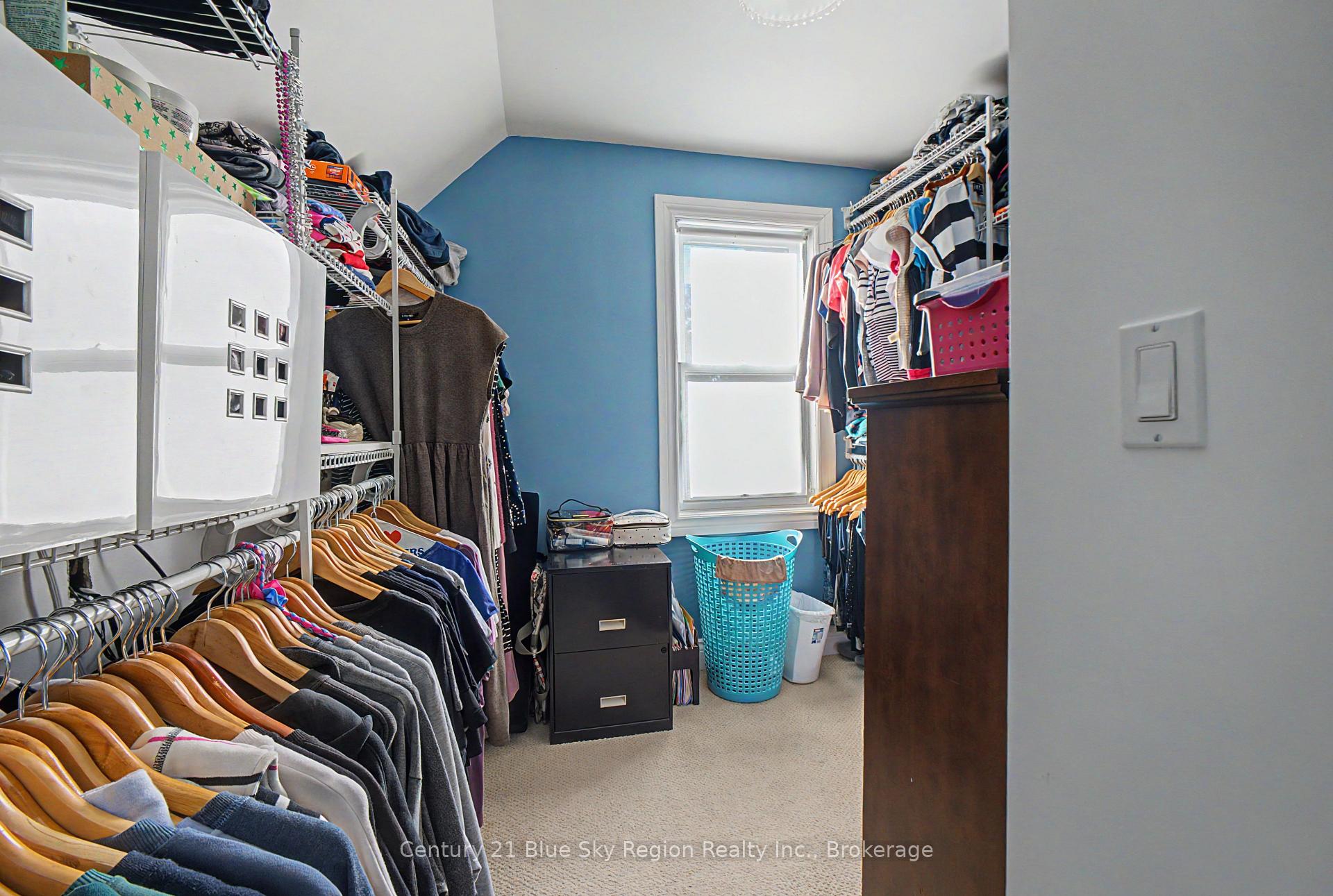Photo 21 of 633 Bell Street, North Bay, West End — HOMEH