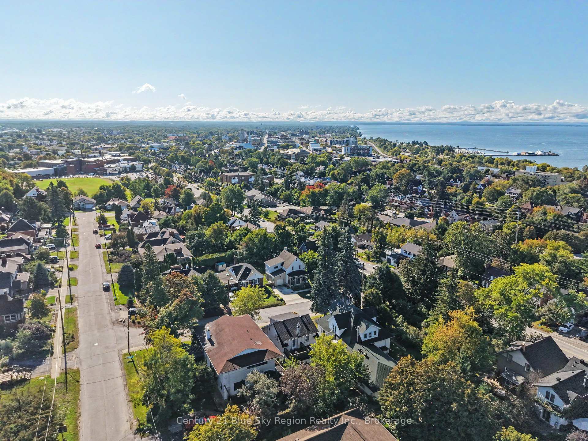 Photo 40 of 633 Bell Street, North Bay, West End — HOMEH