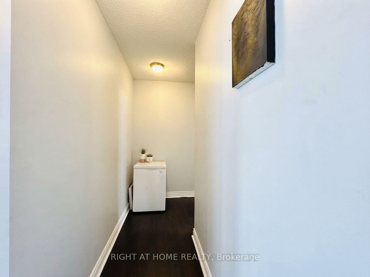 Photo 19 of Unit 3211, 28 Ted Rogers Way, Toronto, Church-Yonge Corridor — HOMEH