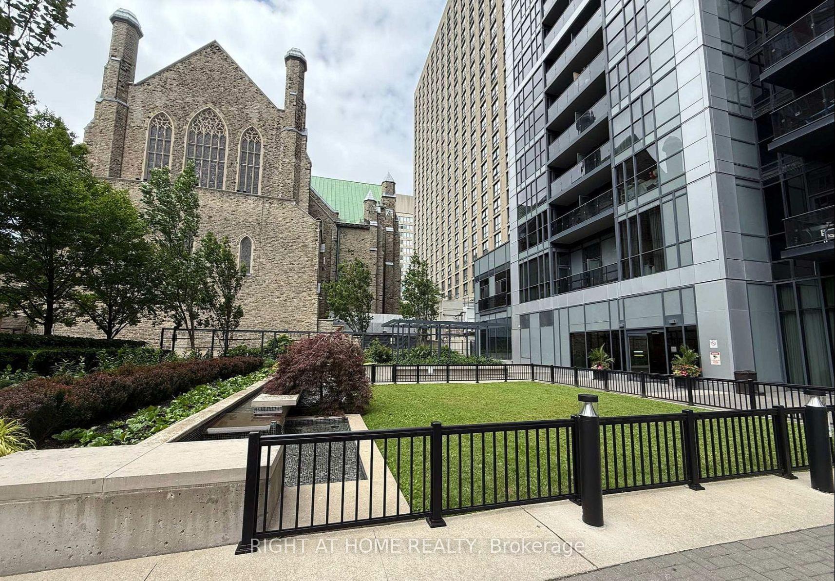 Photo 24 of Unit 3211, 28 Ted Rogers Way, Toronto, Church-Yonge Corridor — HOMEH