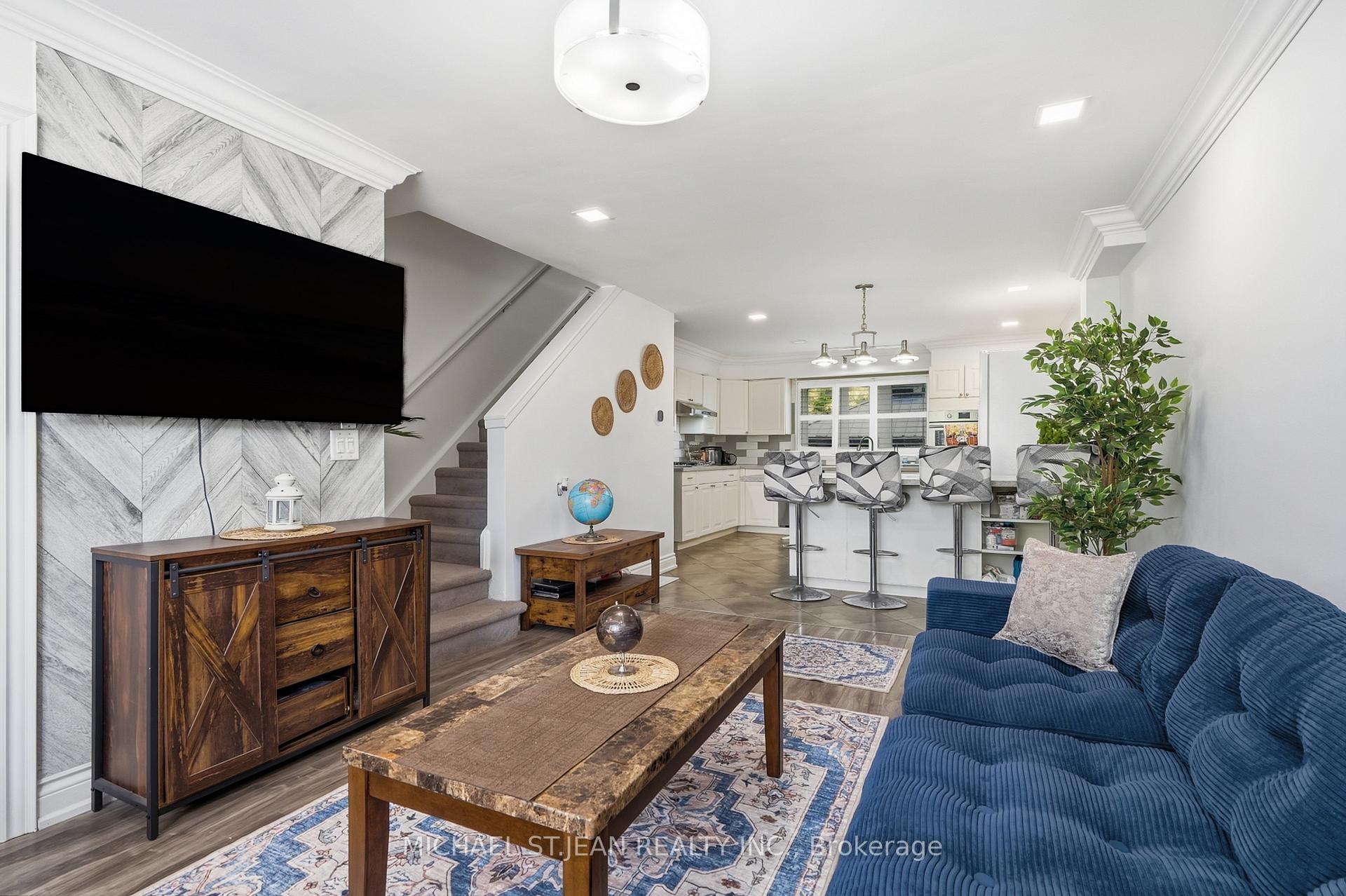 Photo 8 of 799 Drury Lane, Burlington, Brant — HOMEH