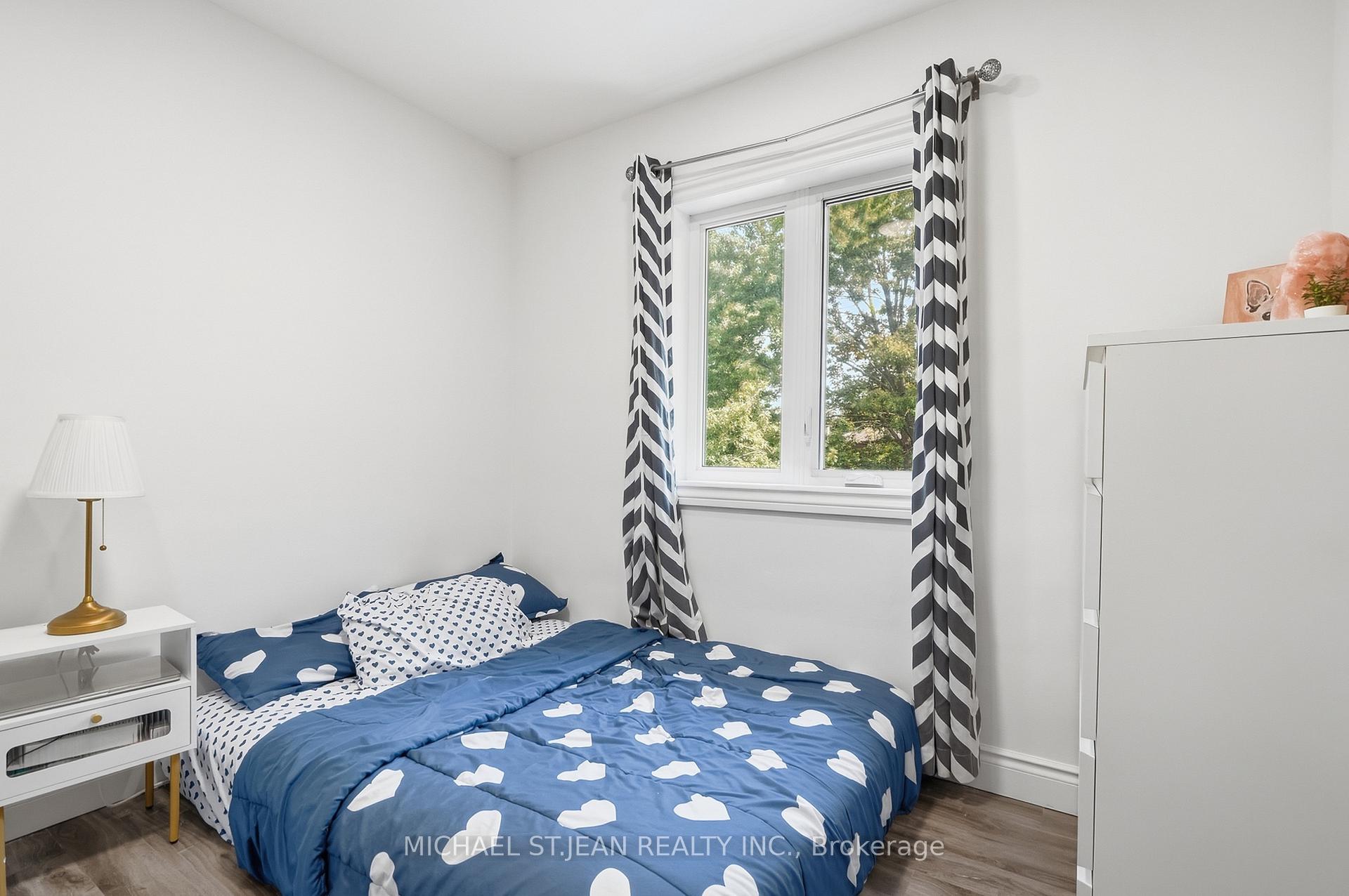 Photo 24 of 799 Drury Lane, Burlington, Brant — HOMEH