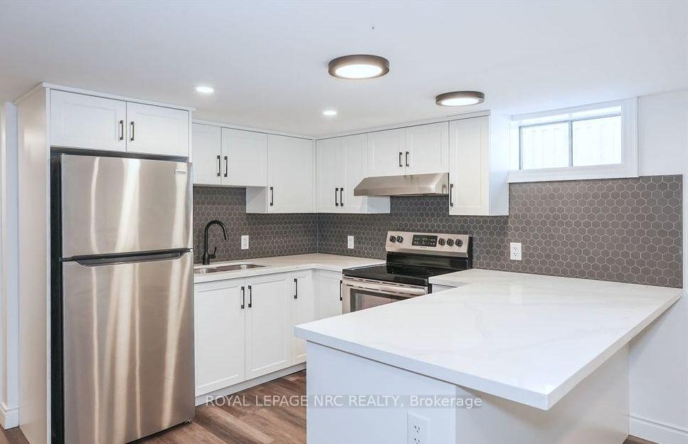 Photo 4 of Unit Lower, 125 Meredith Drive, St. Catharines, Carlton/Bunting — HOMEH