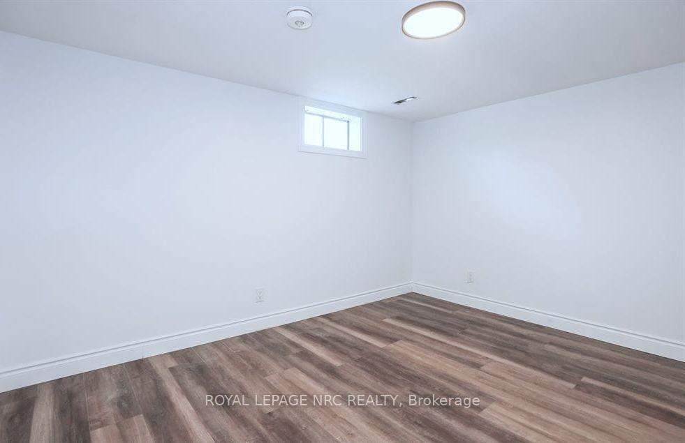 Photo 10 of Unit Lower, 125 Meredith Drive, St. Catharines, Carlton/Bunting — HOMEH
