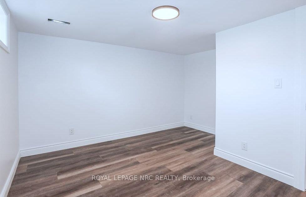 Photo 11 of Unit Lower, 125 Meredith Drive, St. Catharines, Carlton/Bunting — HOMEH
