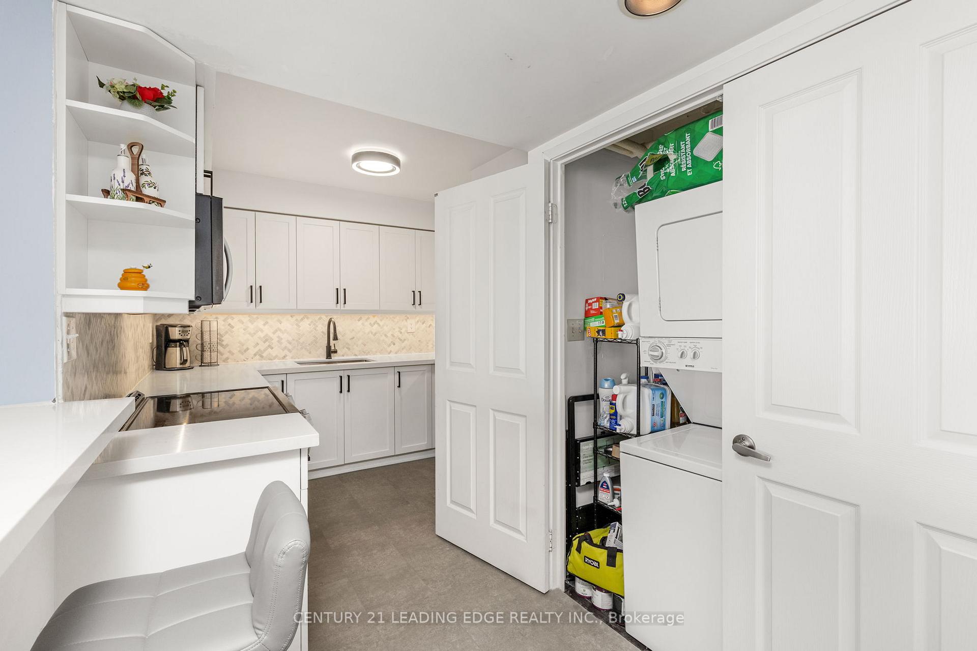 Photo 7 of Unit 206, 2199 Sixth Line, Oakville, River Oaks — HOMEH