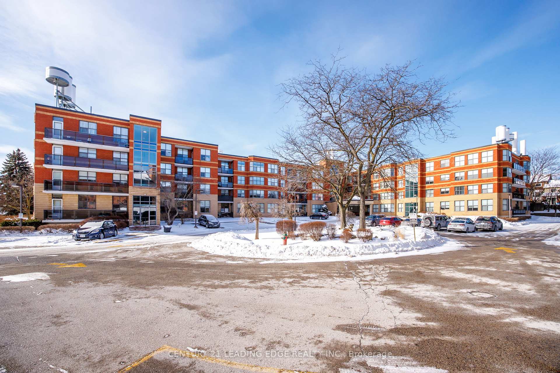 Photo 32 of Unit 206, 2199 Sixth Line, Oakville, River Oaks — HOMEH