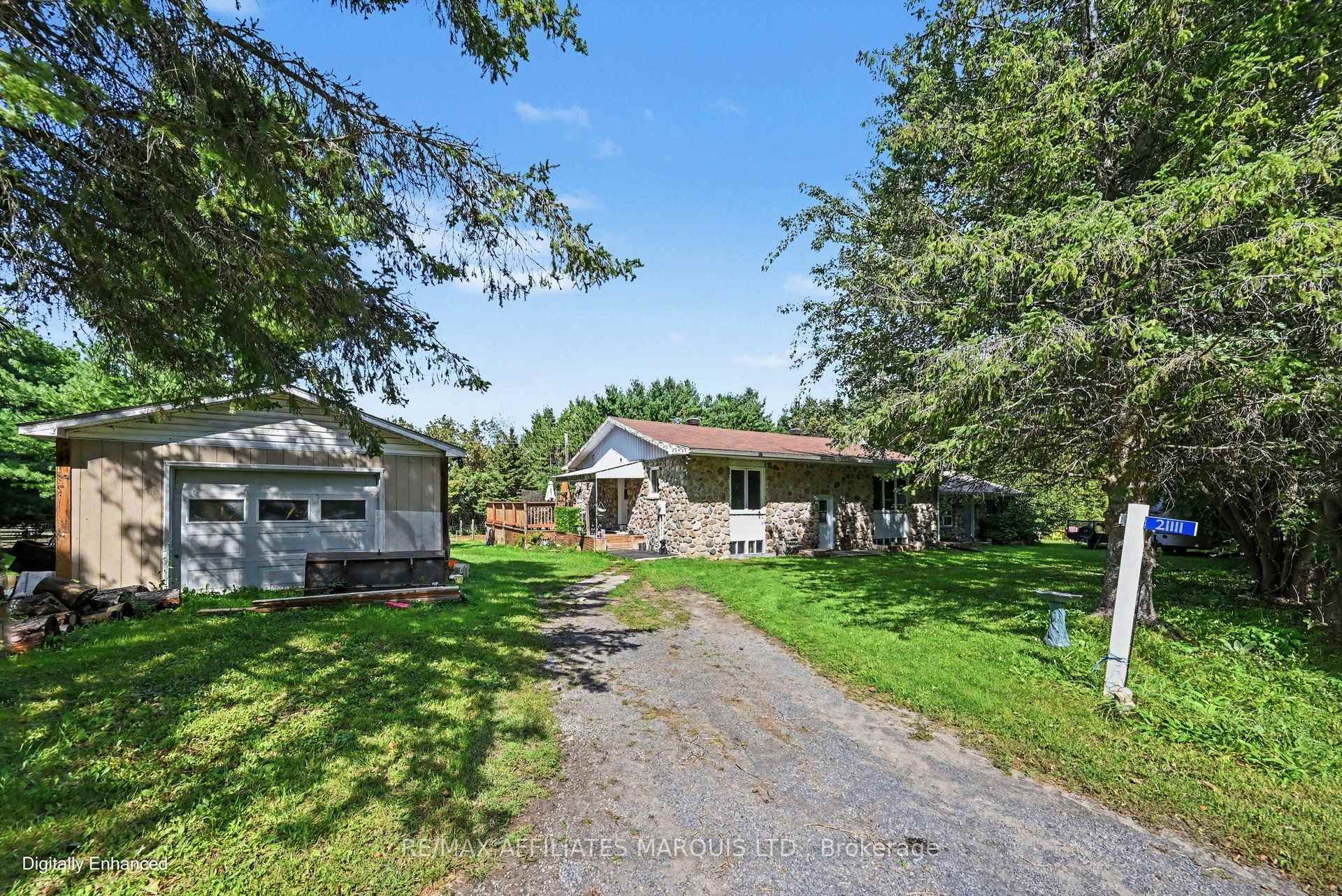 Photo 3 of 21111 Conc 8 Road, South Glengarry, South Glengarry (Lancaster) Twp — HOMEH