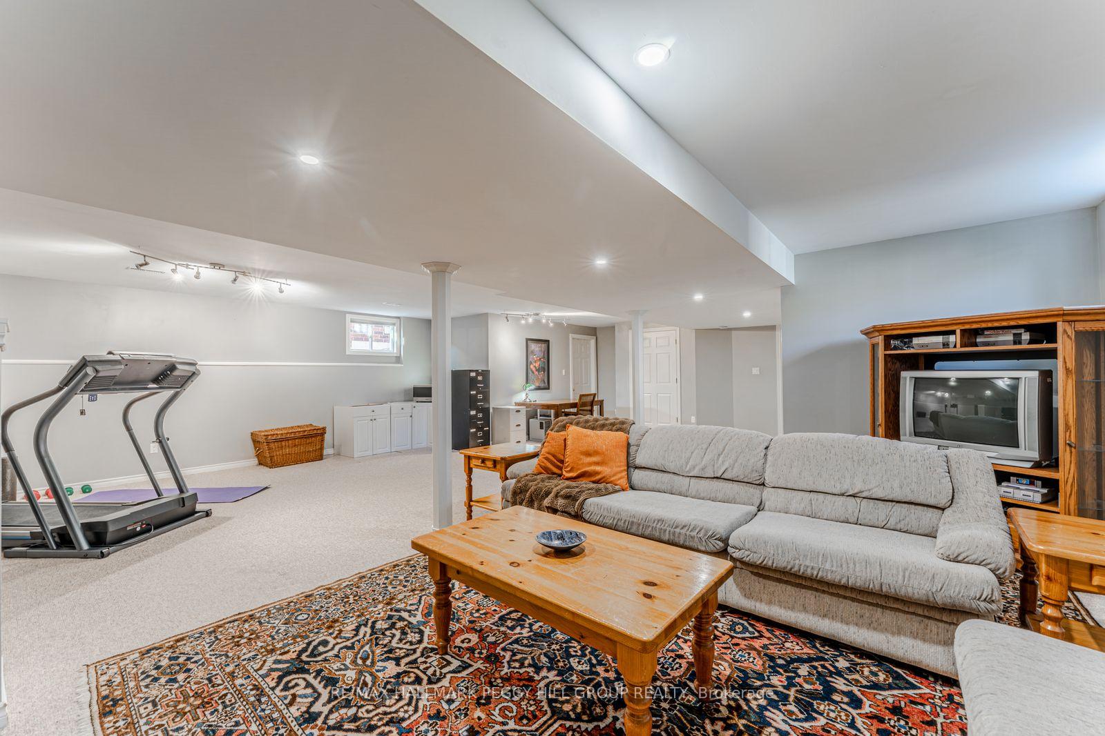 Photo 37 of 2070 Osbond Road, Innisfil, Alcona — HOMEH