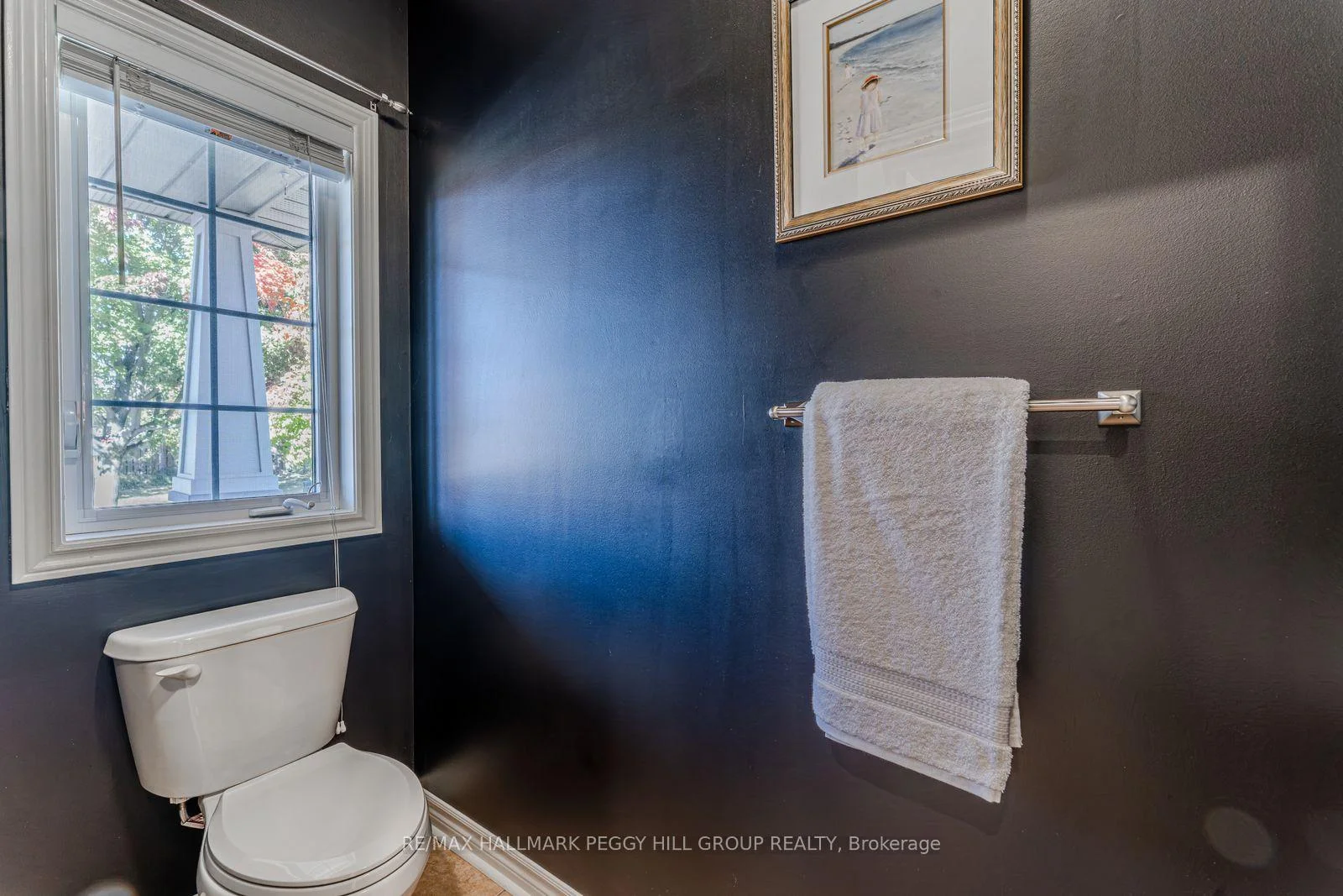 Photo 22 of 2070 Osbond Road, Innisfil, Alcona — HOMEH