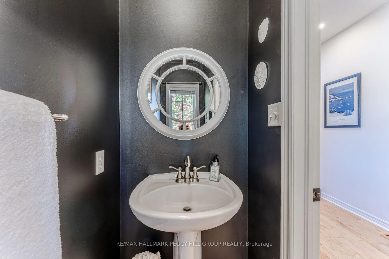 Photo 24 of 2070 Osbond Road, Innisfil, Alcona — HOMEH