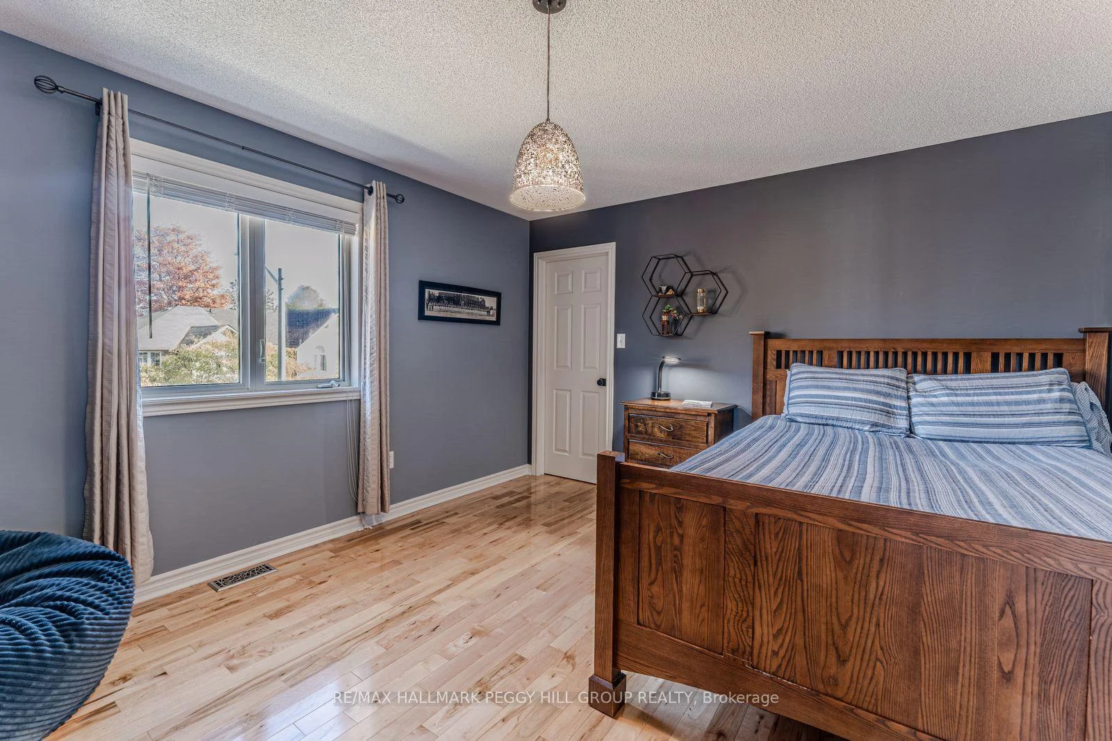 Photo 52 of 2070 Osbond Road, Innisfil, Alcona — HOMEH