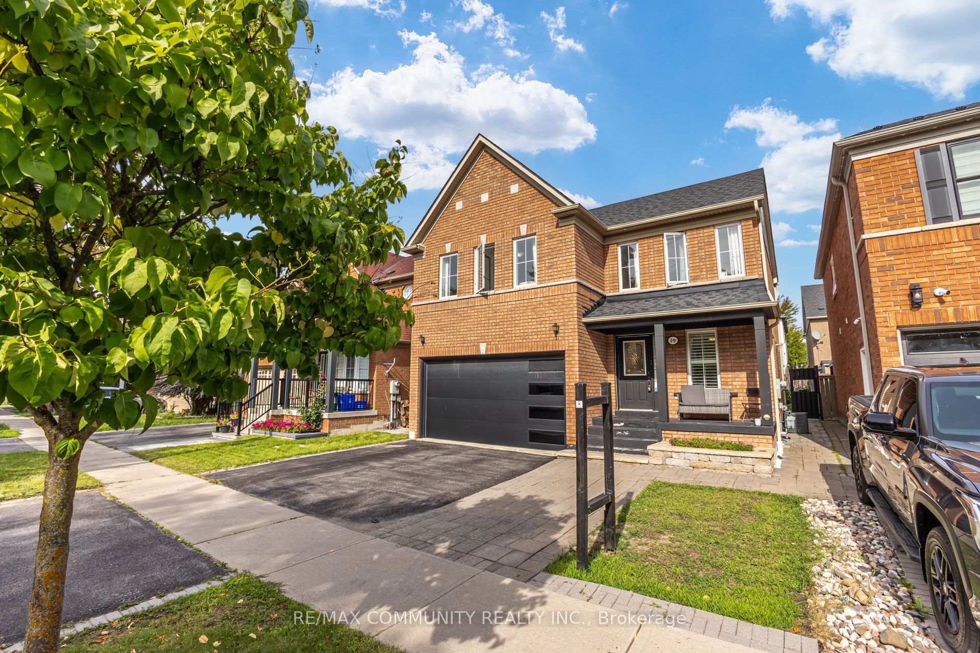 Photo 47 of 19 Tiller Street, Ajax, Northeast Ajax — HOMEH