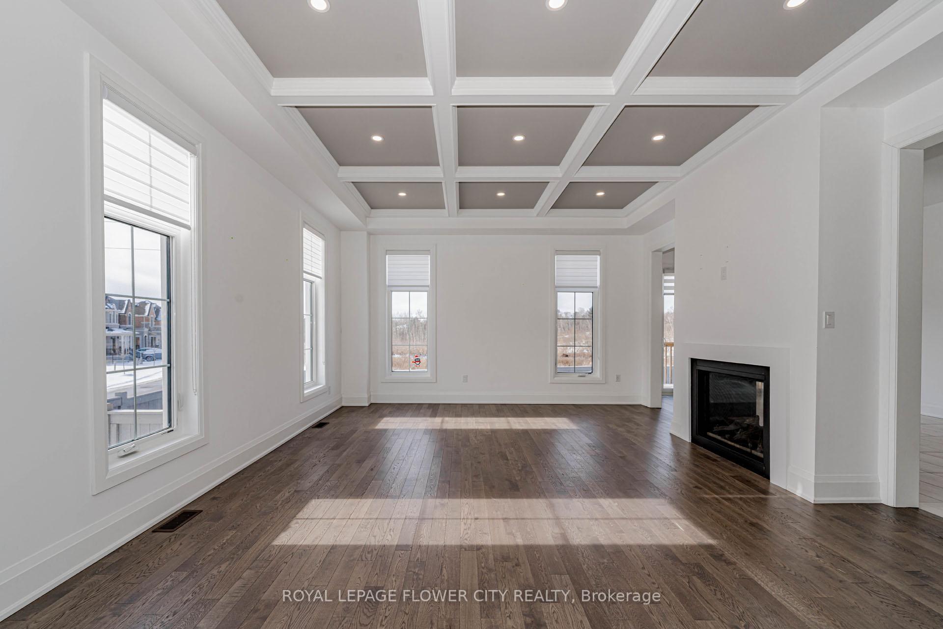 Photo 10 of 518 Kleinberg Summit Way, Vaughan, Kleinburg — HOMEH