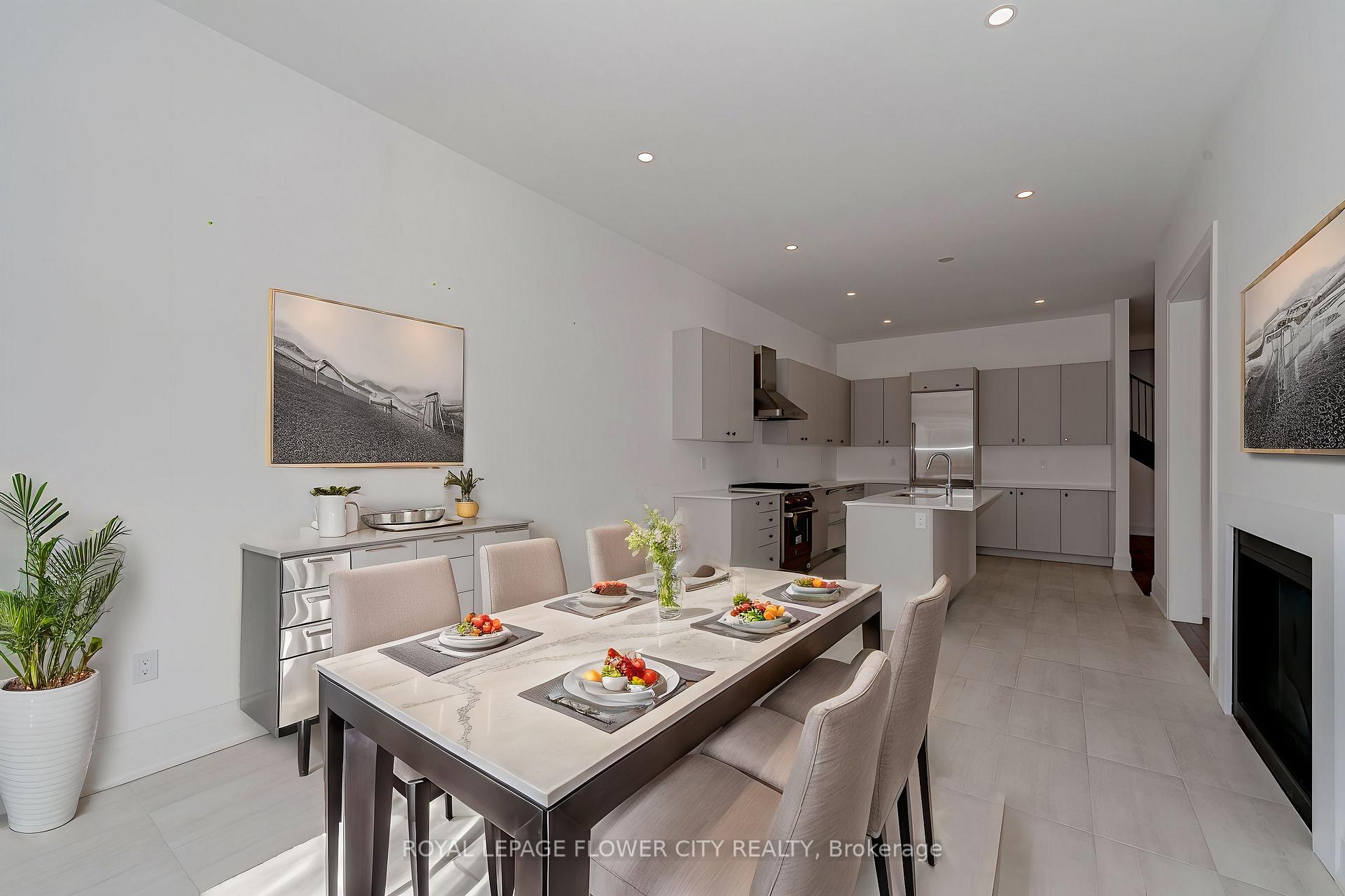 Photo 43 of 518 Kleinberg Summit Way, Vaughan, Kleinburg — HOMEH