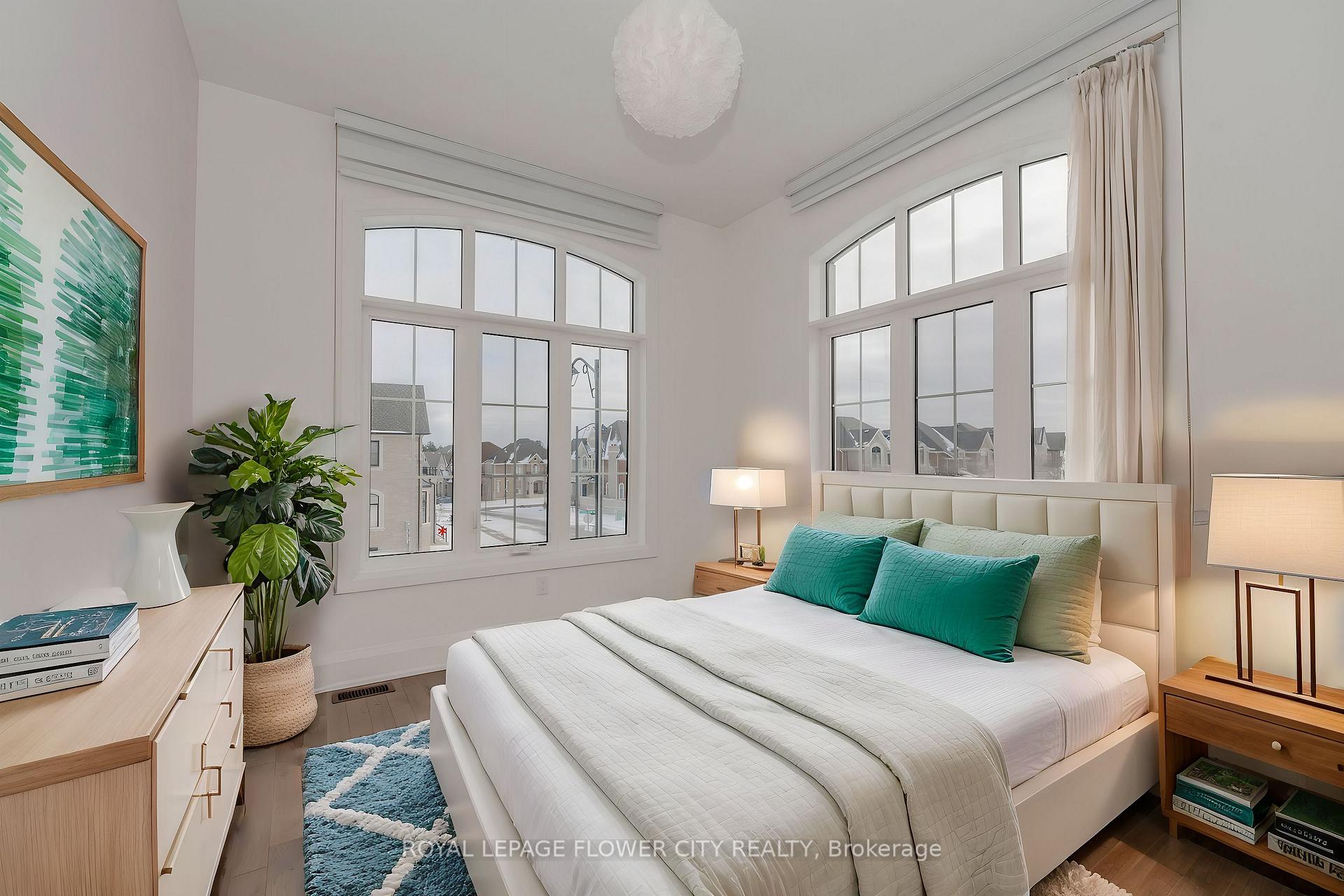 Photo 47 of 518 Kleinberg Summit Way, Vaughan, Kleinburg — HOMEH