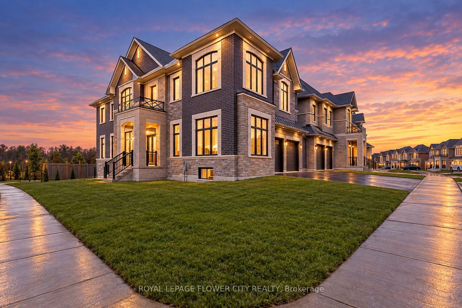 Photo 2 of 518 Kleinberg Summit Way, Vaughan, Kleinburg — HOMEH