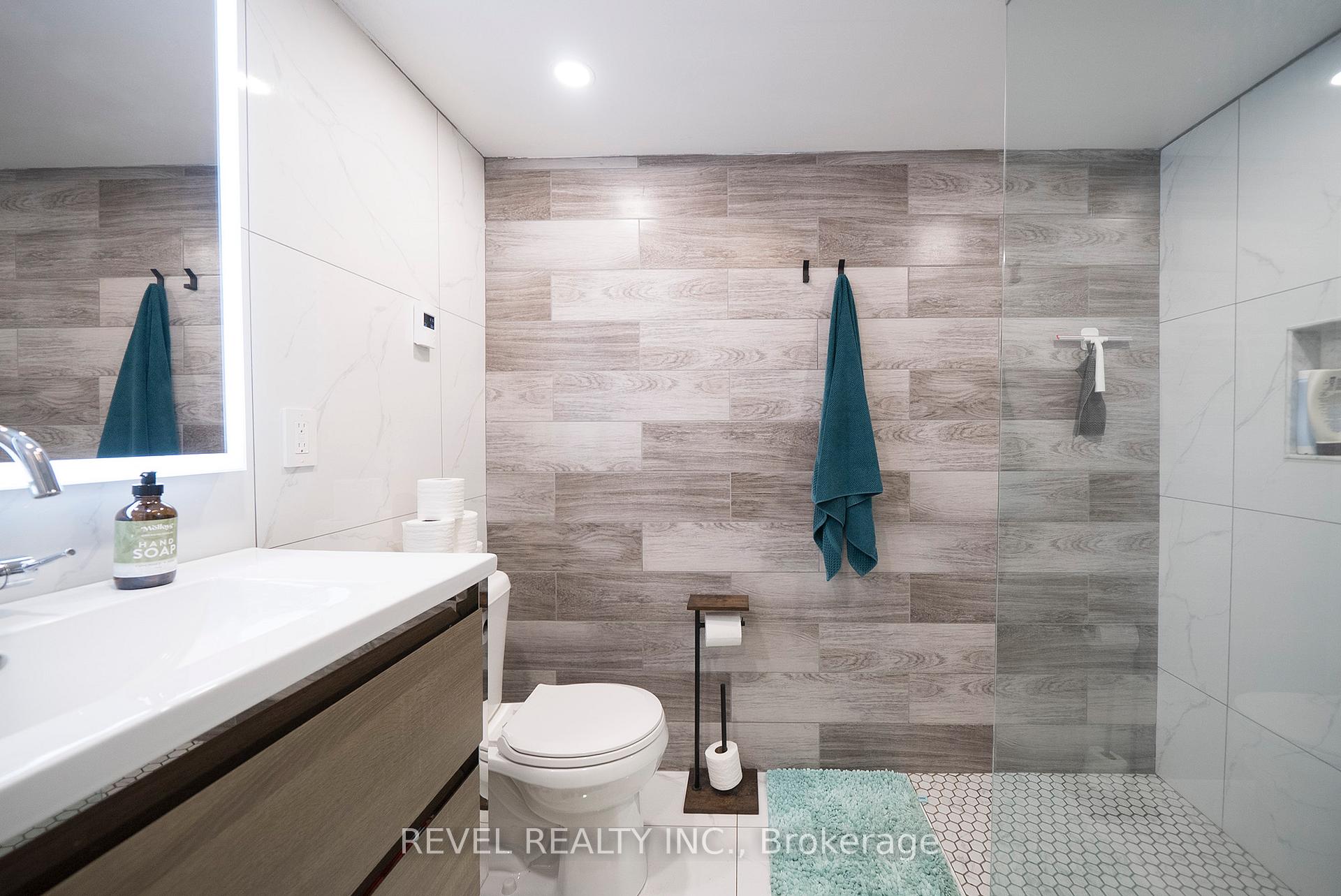 Photo 26 of 17 Flynn Avenue, Cambridge, Hespeler Village — HOMEH