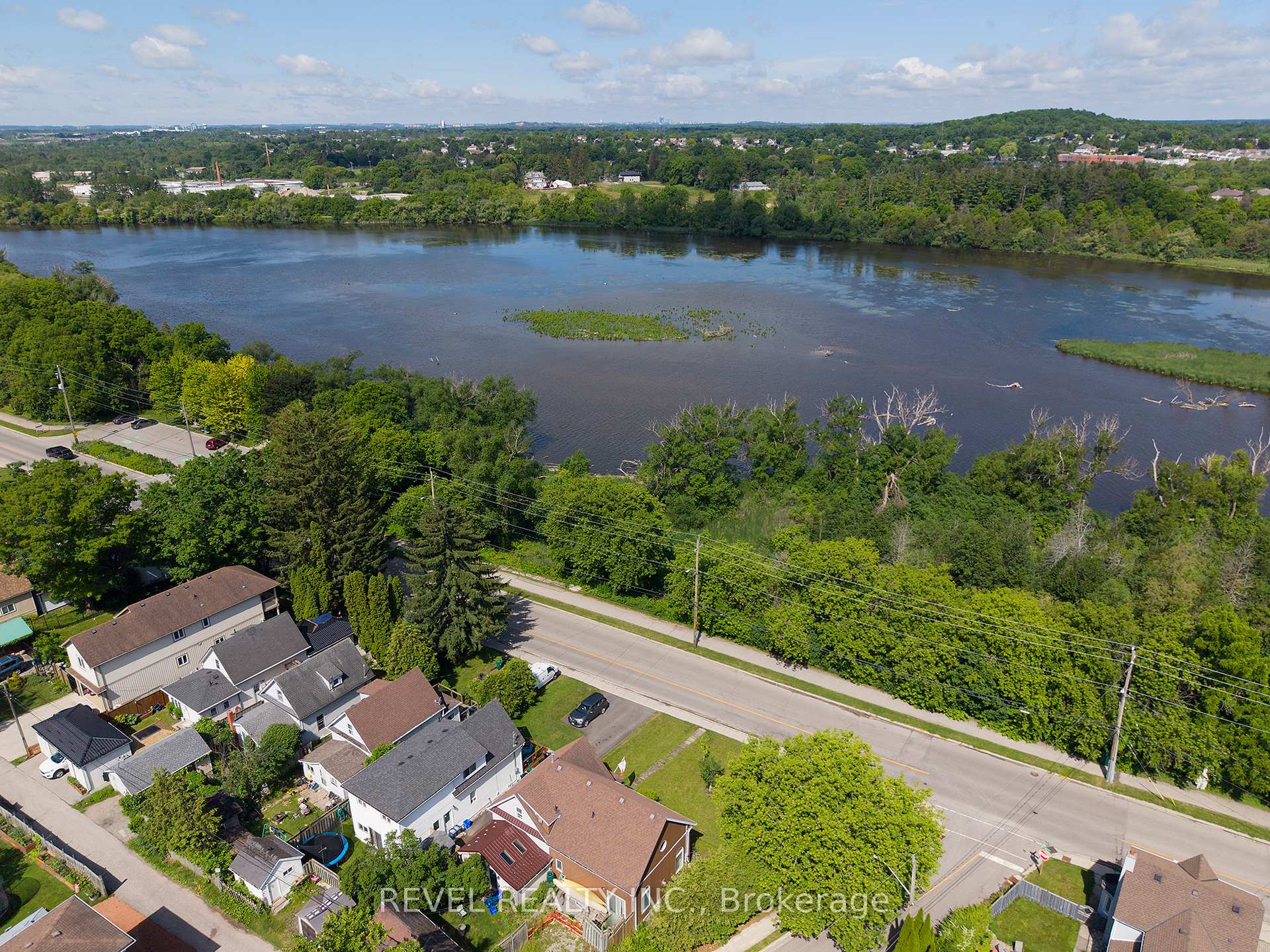 Photo 42 of 17 Flynn Avenue, Cambridge, Hespeler Village — HOMEH