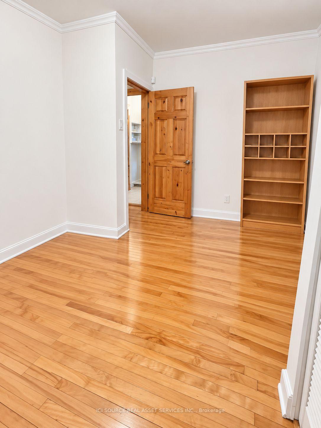 Photo 10 of Unit 2, 12 Somerset Street W, Ottawa, Ottawa Centre/Golden Triangle — HOMEH