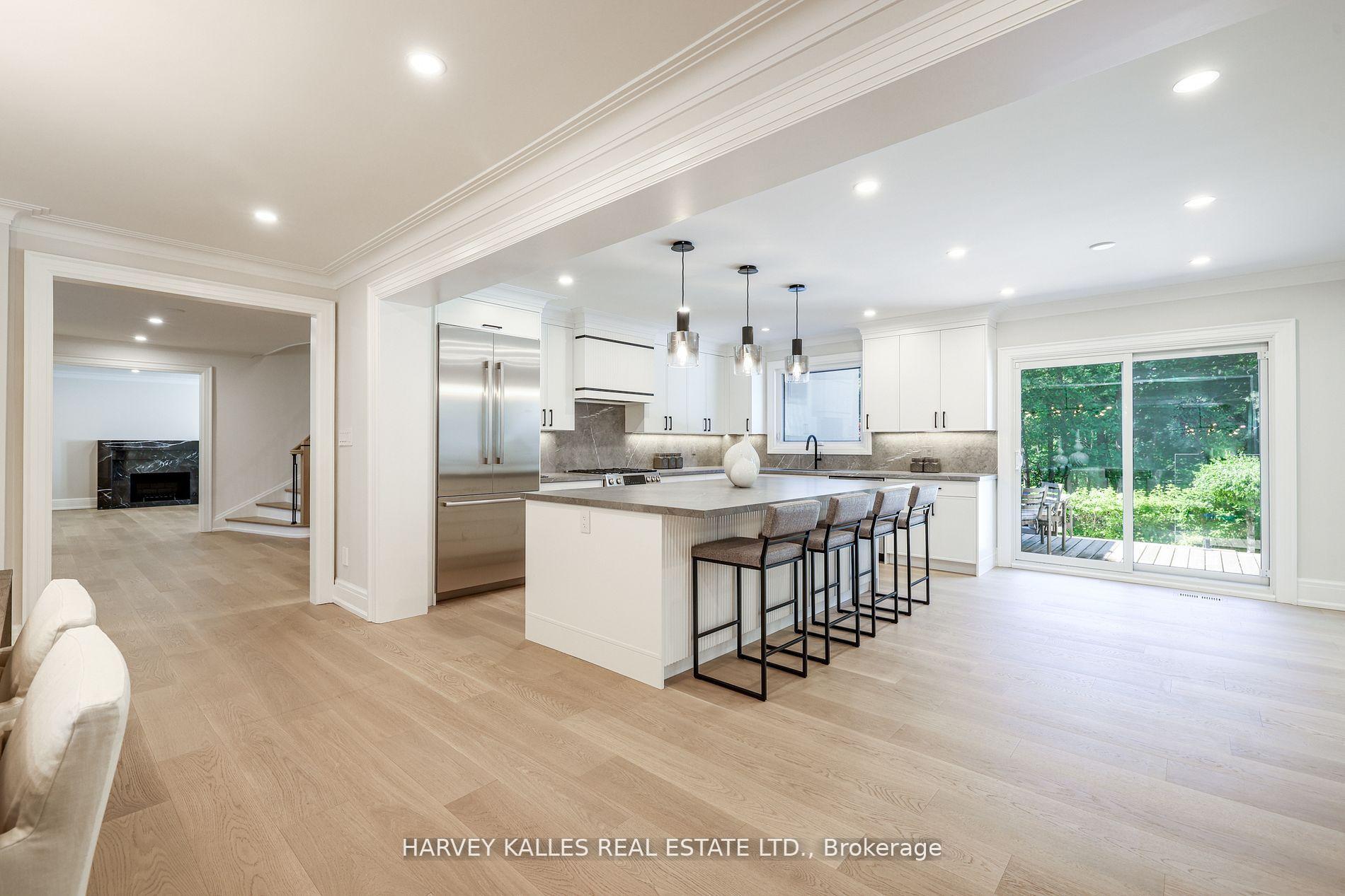 Photo 12 of 34 Fifeshire Road, North York, St. Andrew-Windfields — HOMEH
