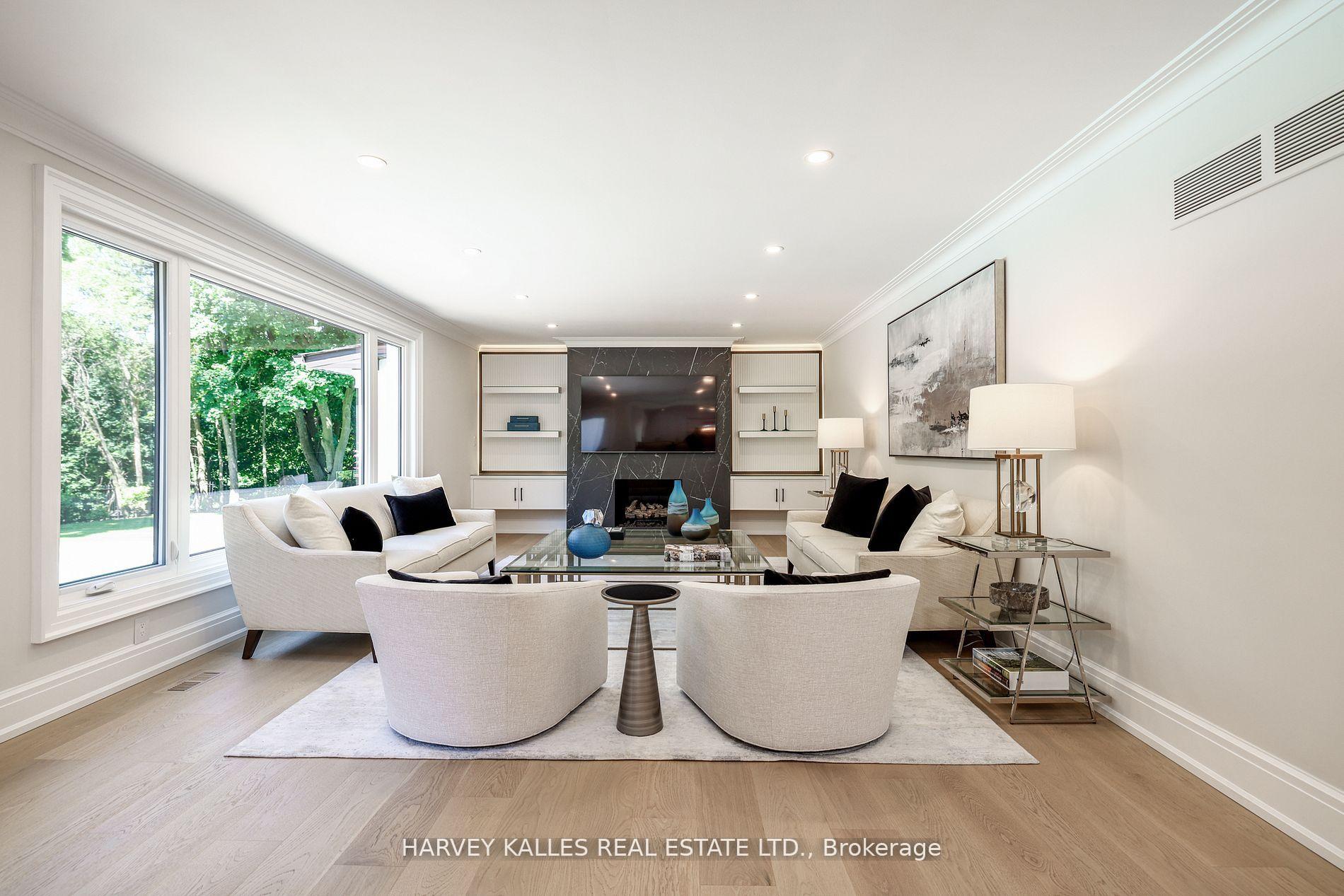 Photo 13 of 34 Fifeshire Road, North York, St. Andrew-Windfields — HOMEH