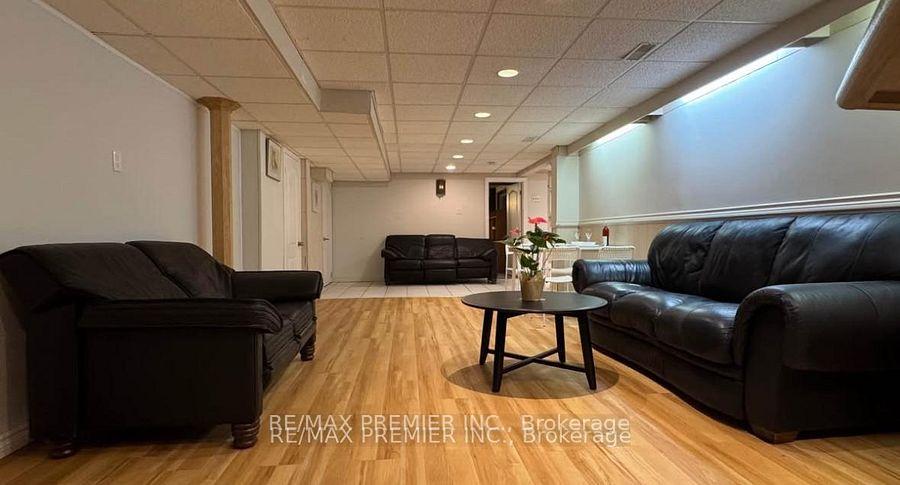 Photo 1 of 3551 Burningelm Crescent, Mississauga, Applewood — HOMEH