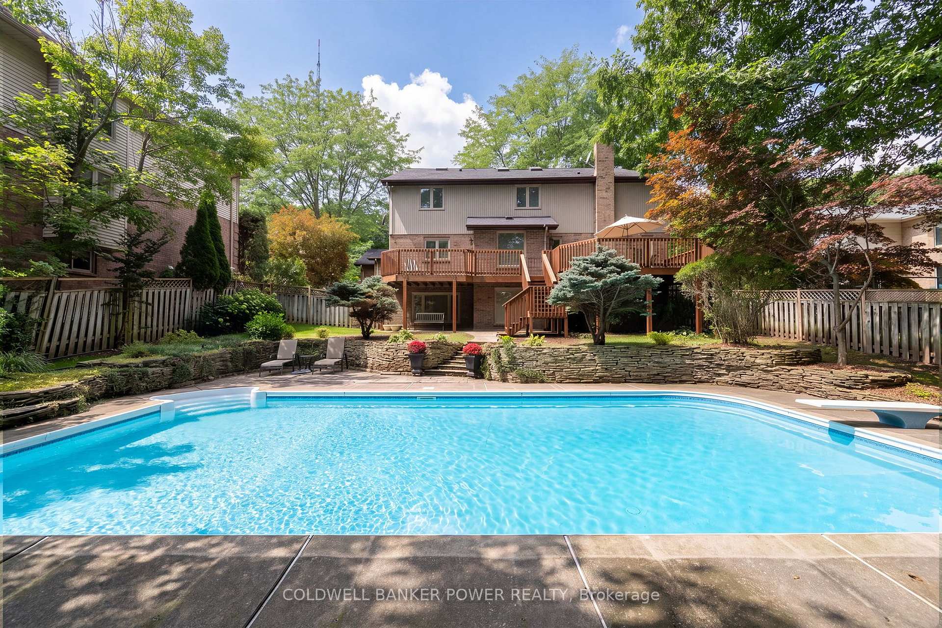 Photo 3 of 58 Mapleton Place, London, South B — HOMEH