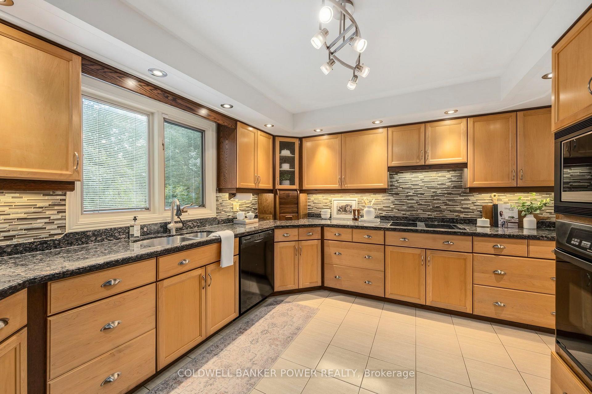 Photo 11 of 58 Mapleton Place, London, South B — HOMEH