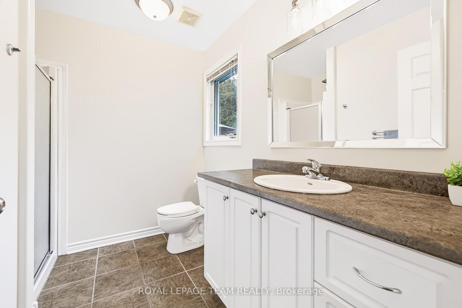 Photo 21 of 44 Meadowglen Circle, North Grenville, North Grenville Twp (Kemptville South) — HOMEH