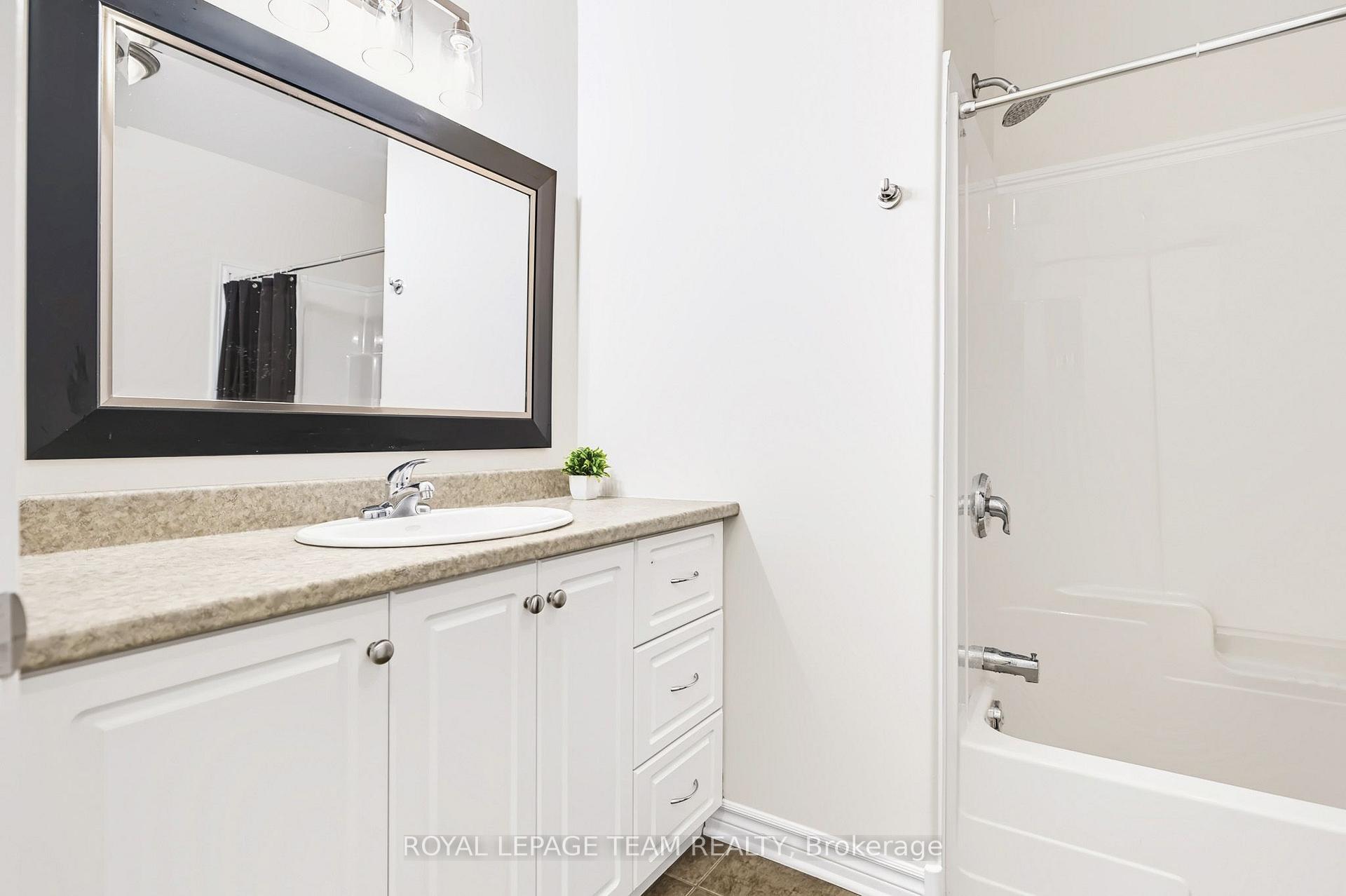 Photo 25 of 44 Meadowglen Circle, North Grenville, North Grenville Twp (Kemptville South) — HOMEH