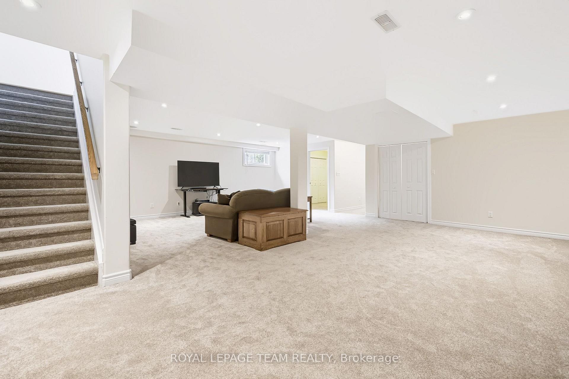 Photo 29 of 44 Meadowglen Circle, North Grenville, North Grenville Twp (Kemptville South) — HOMEH