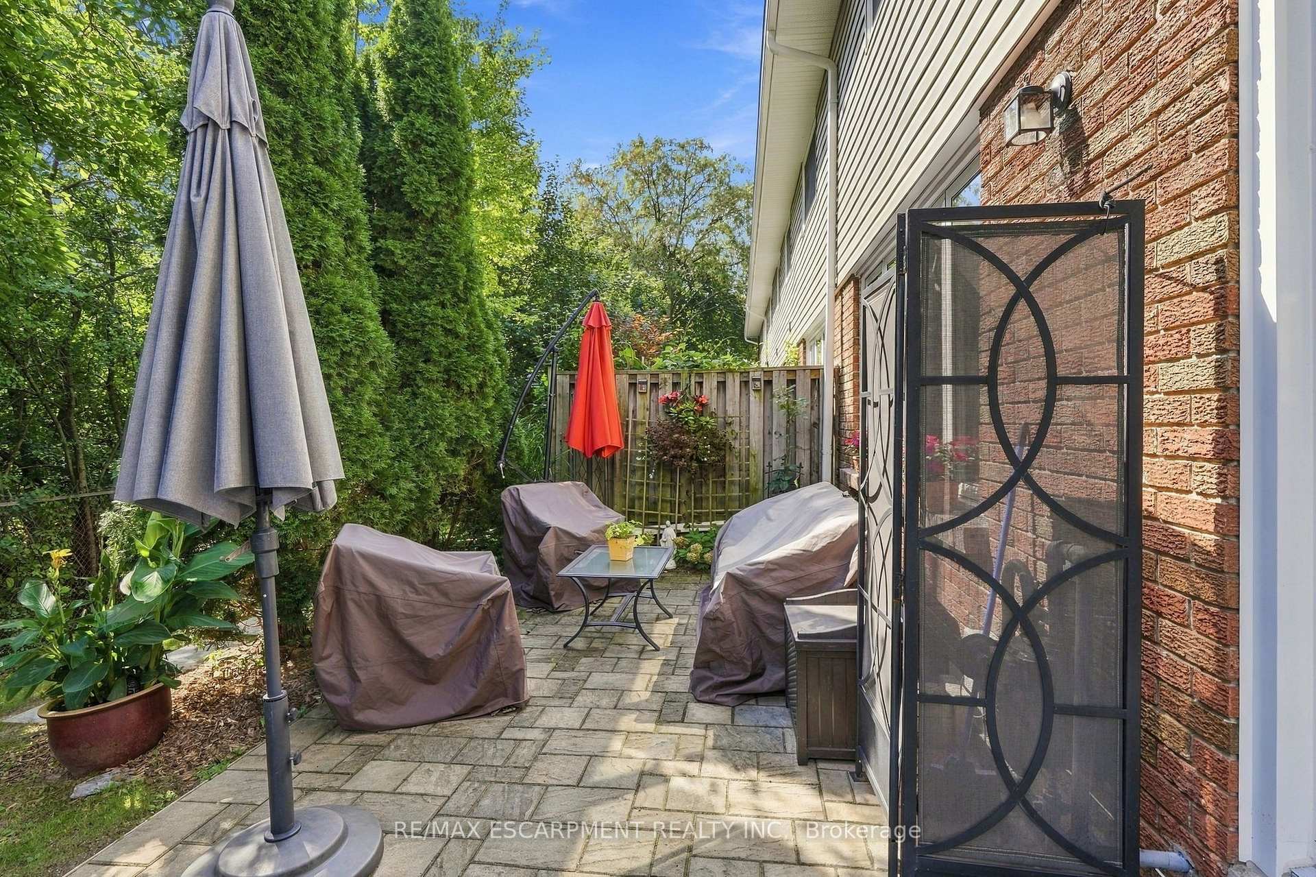 Photo 25 of Unit 4, 3204 New Street, Burlington, Roseland — HOMEH