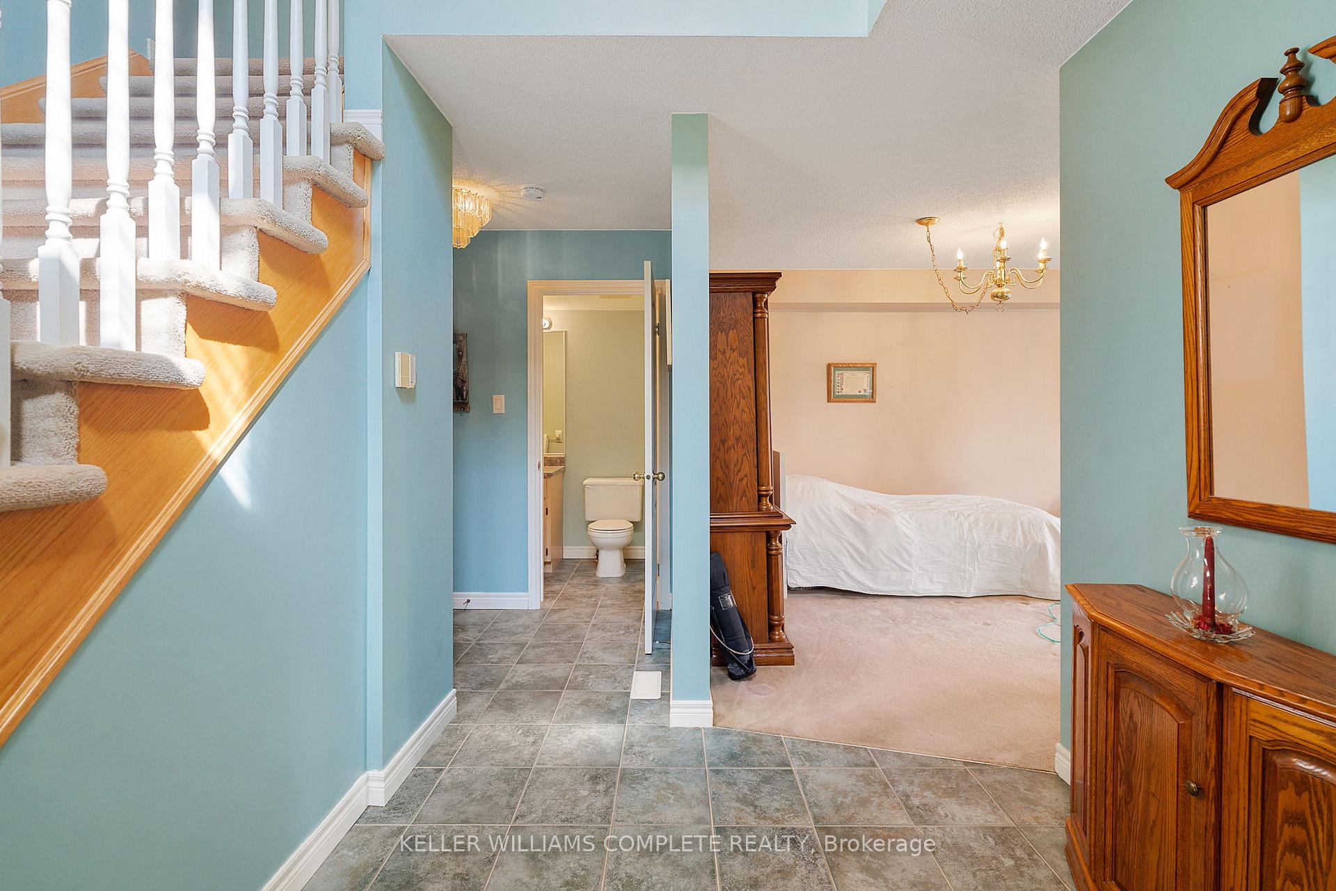 Photo 7 of Unit 10, 85 Edgewater Drive, Hamilton, Lakeshore — HOMEH