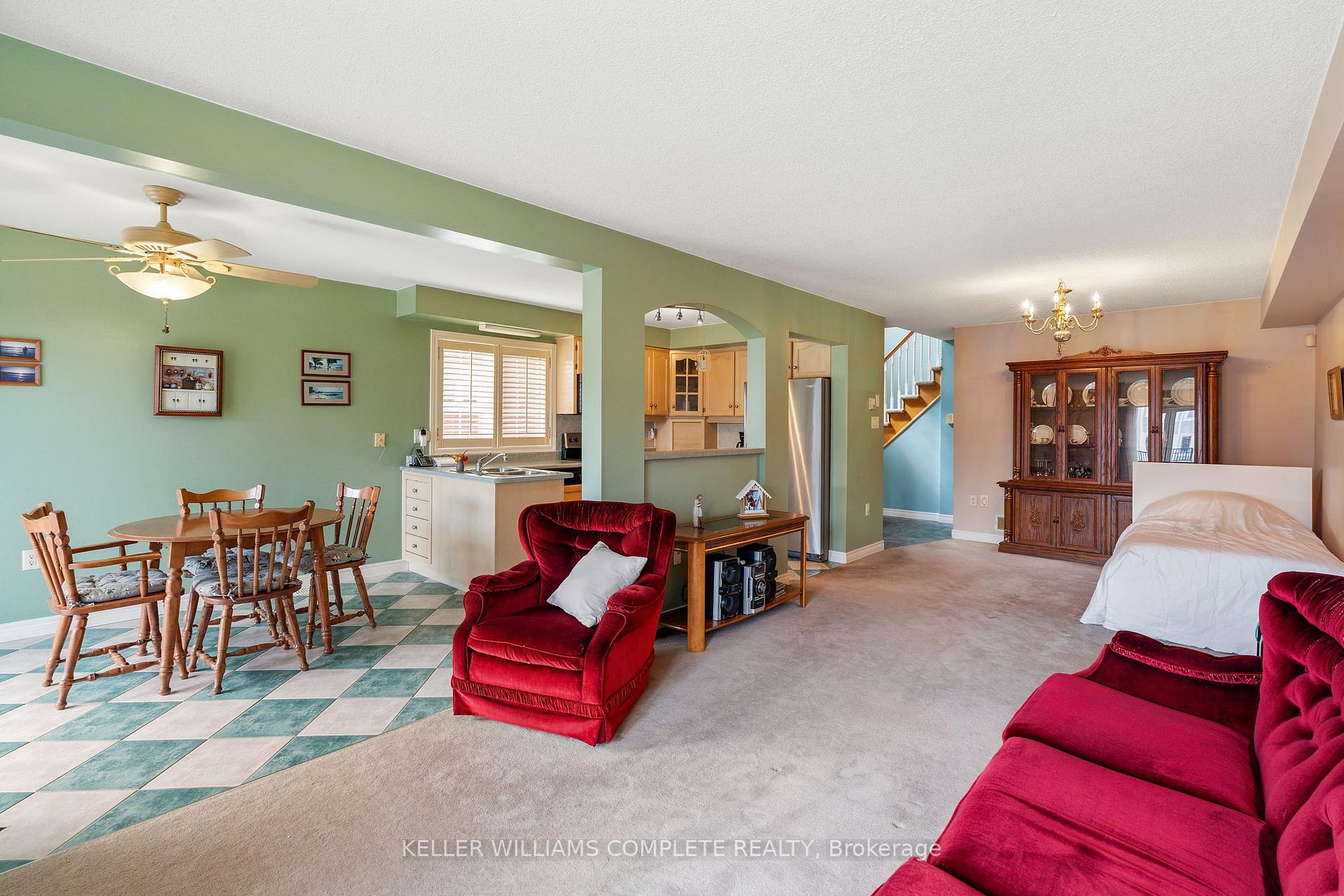 Photo 12 of Unit 10, 85 Edgewater Drive, Hamilton, Lakeshore — HOMEH
