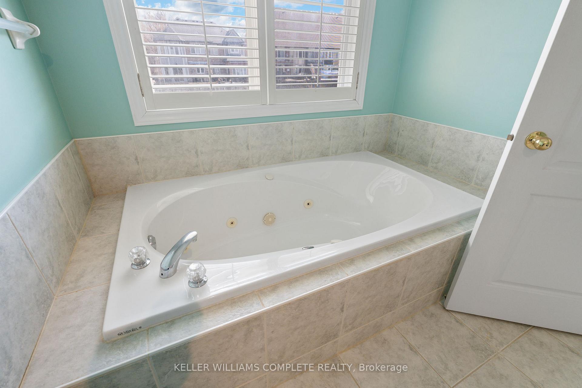 Photo 23 of Unit 10, 85 Edgewater Drive, Hamilton, Lakeshore — HOMEH