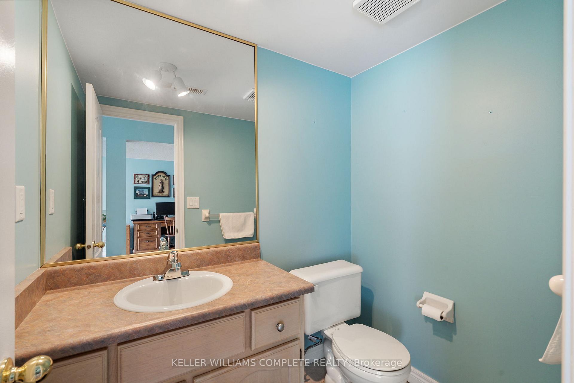 Photo 36 of Unit 10, 85 Edgewater Drive, Hamilton, Lakeshore — HOMEH
