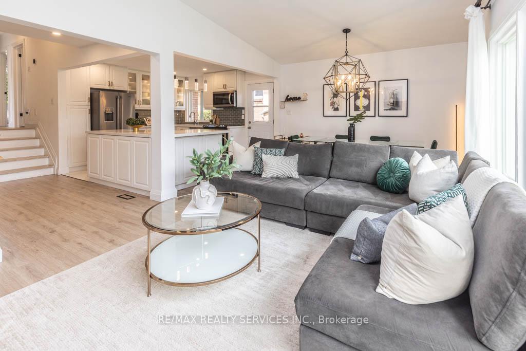 Photo 4 of 126 Roebuck Drive, Scarborough, Kennedy Park — HOMEH