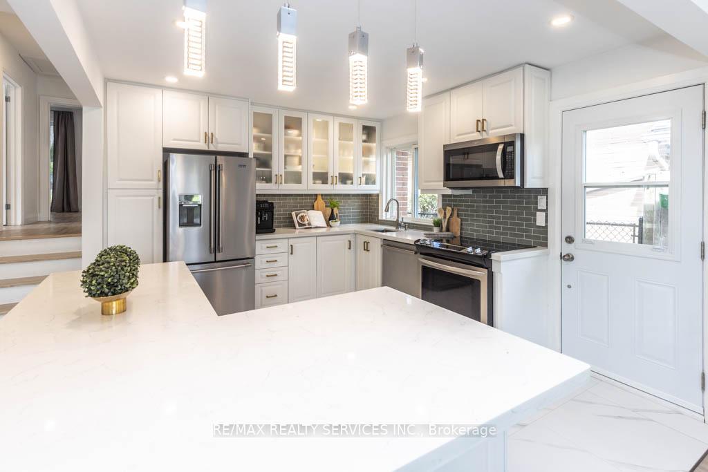 Photo 9 of 126 Roebuck Drive, Scarborough, Kennedy Park — HOMEH