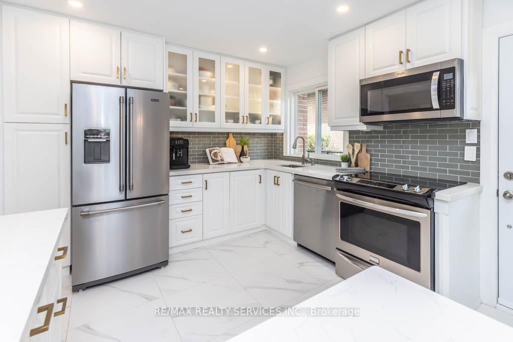 Photo 10 of 126 Roebuck Drive, Scarborough, Kennedy Park — HOMEH
