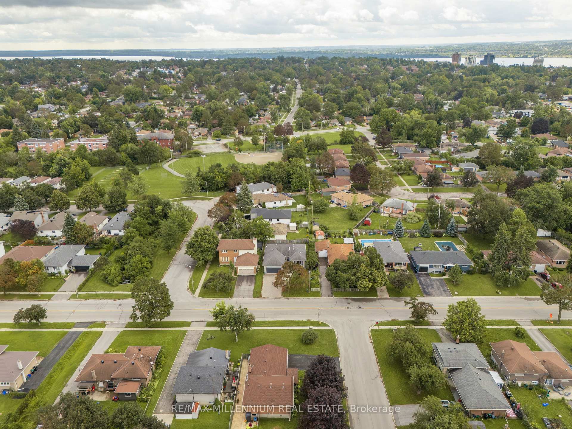 Photo 52 of 117 Rose Street, Barrie, Wellington — HOMEH