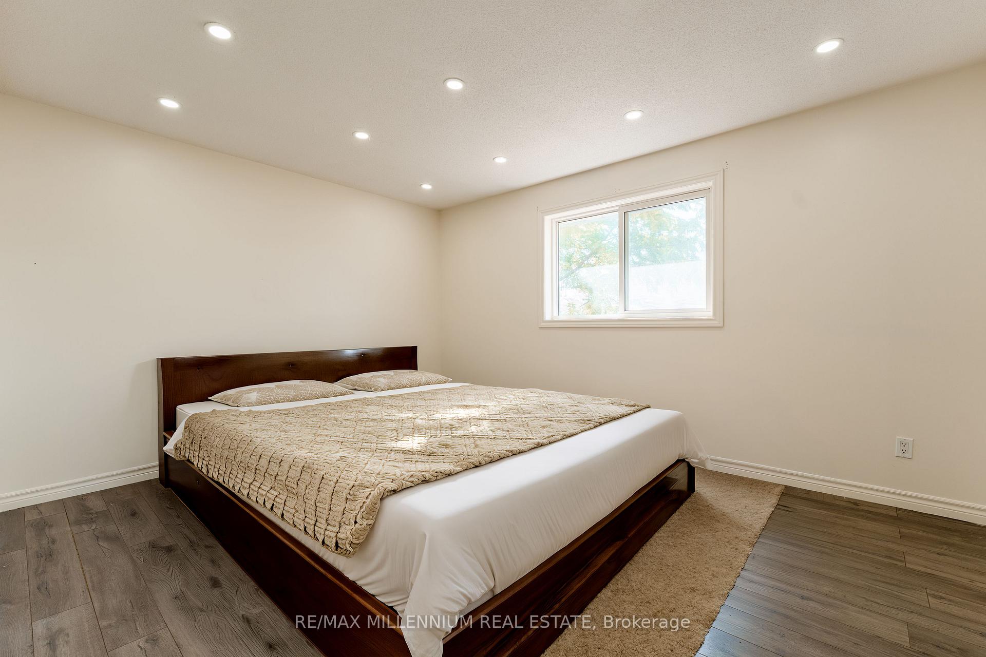 Photo 26 of 117 Rose Street, Barrie, Wellington — HOMEH