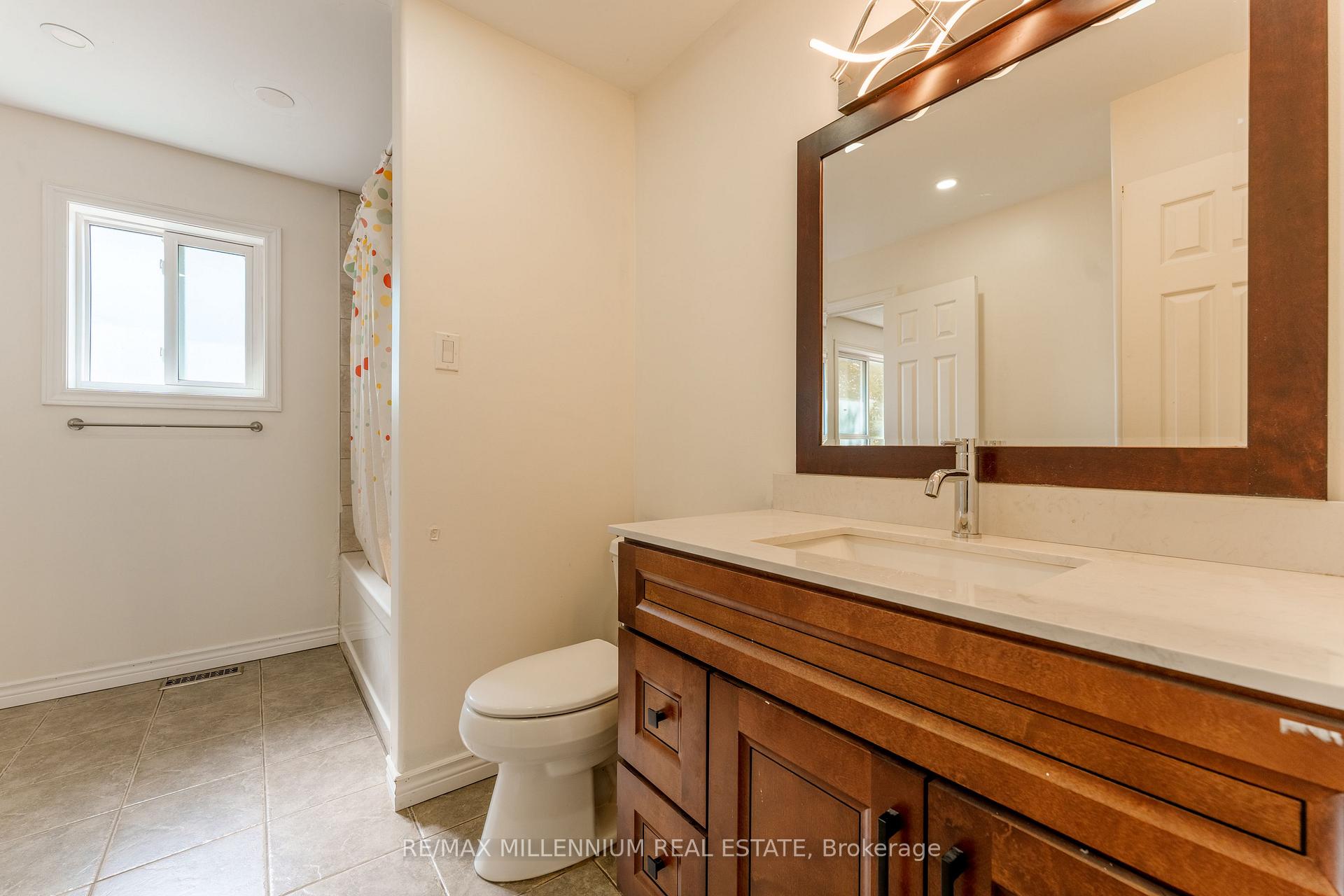 Photo 24 of 117 Rose Street, Barrie, Wellington — HOMEH