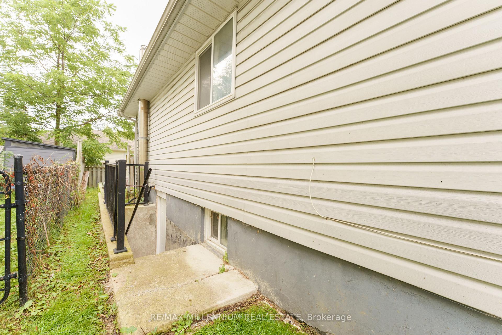 Photo 44 of 117 Rose Street, Barrie, Wellington — HOMEH