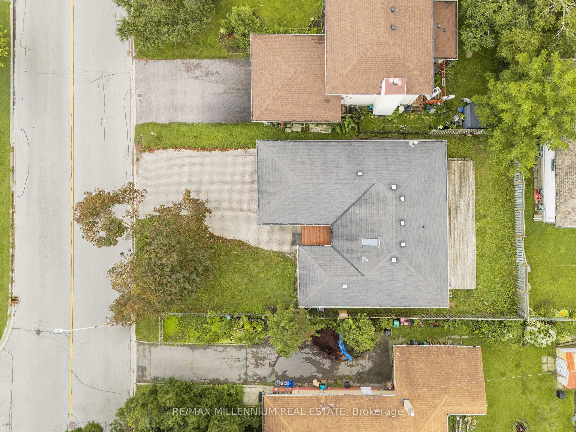 Photo 49 of 117 Rose Street, Barrie, Wellington — HOMEH