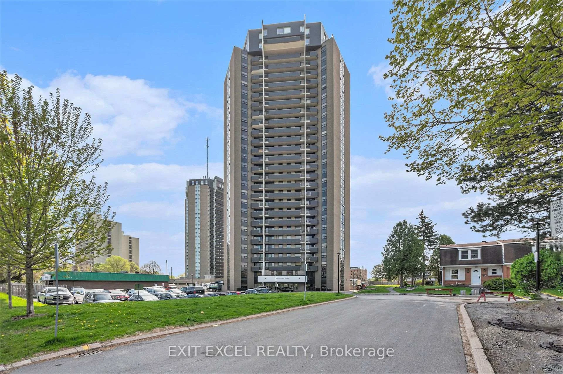 Photo 9 of Unit 1701, 900 Dynes Road, Ottawa, Carleton Square — HOMEH