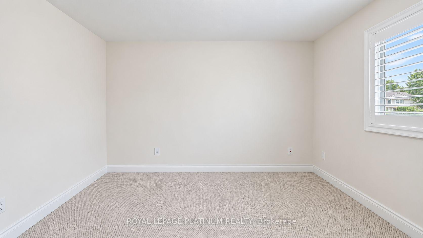Photo 15 of 146 Sandringham Drive, Barrie, Innis-Shore — HOMEH