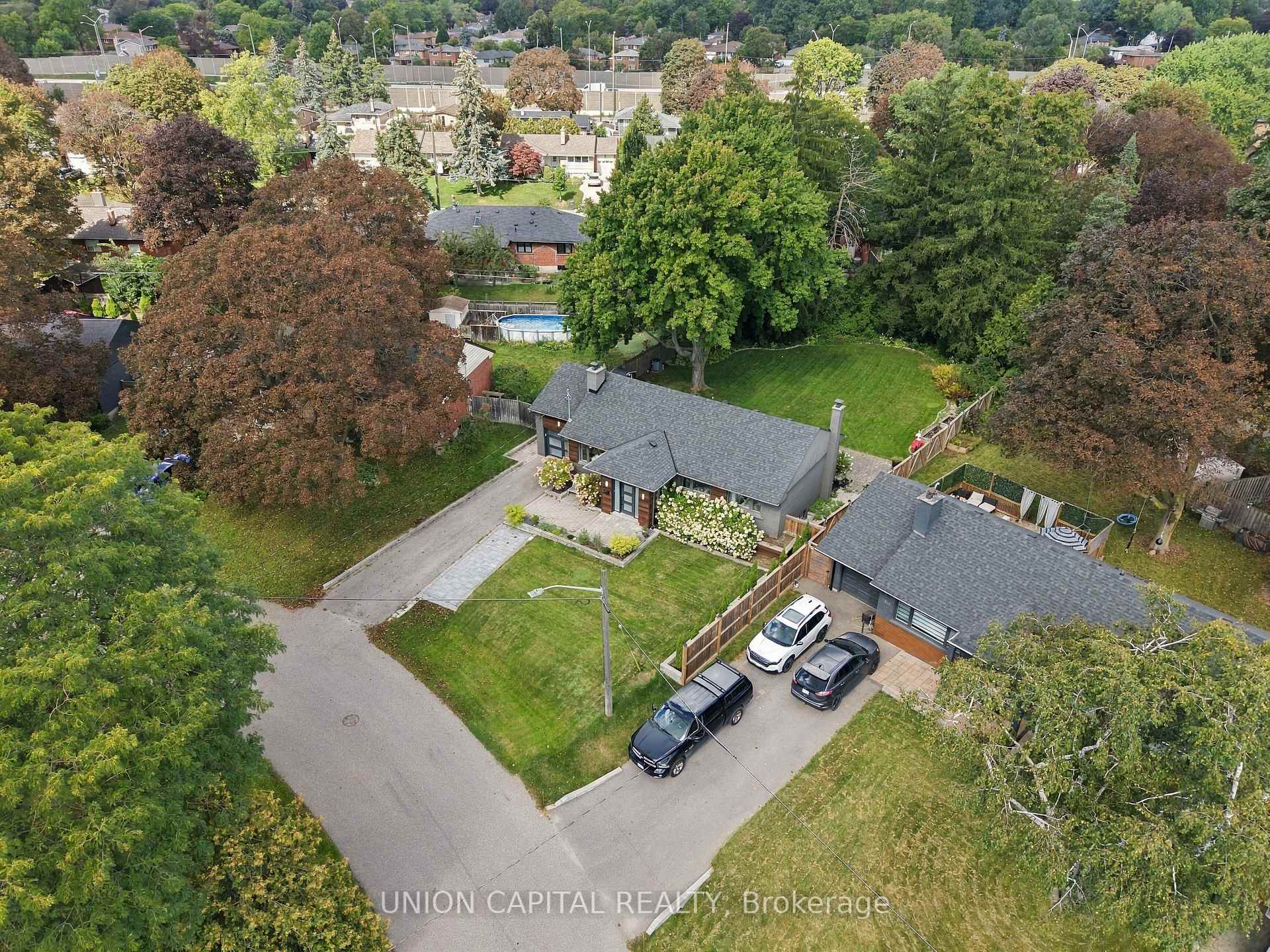 Photo 7 of 1563 Skyline Drive, Mississauga, Lakeview — HOMEH