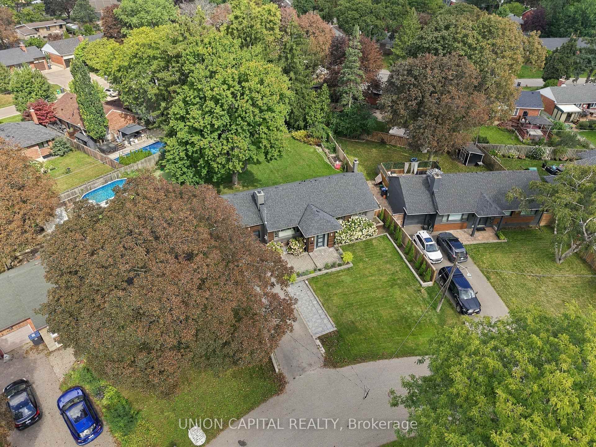 Photo 8 of 1563 Skyline Drive, Mississauga, Lakeview — HOMEH